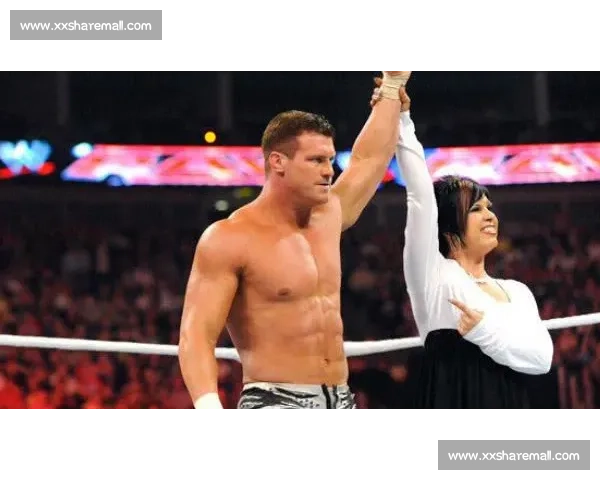 WWE AJ李震撼对决精彩回顾 赛场激情四溢的巅峰时刻视频合集